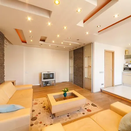 Brivibas Lux Апартаменти Рига