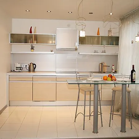 Brivibas Lux *