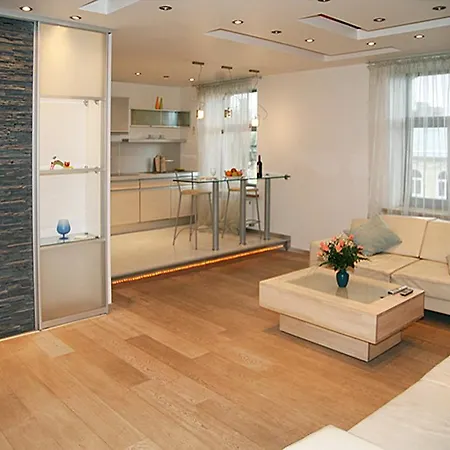 Brivibas Lux