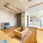 Brivibas Lux 아파트 *